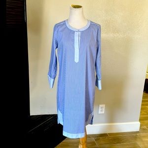 Vineyard Vines Blue and White Long Sleeve Striped Dress Size 4